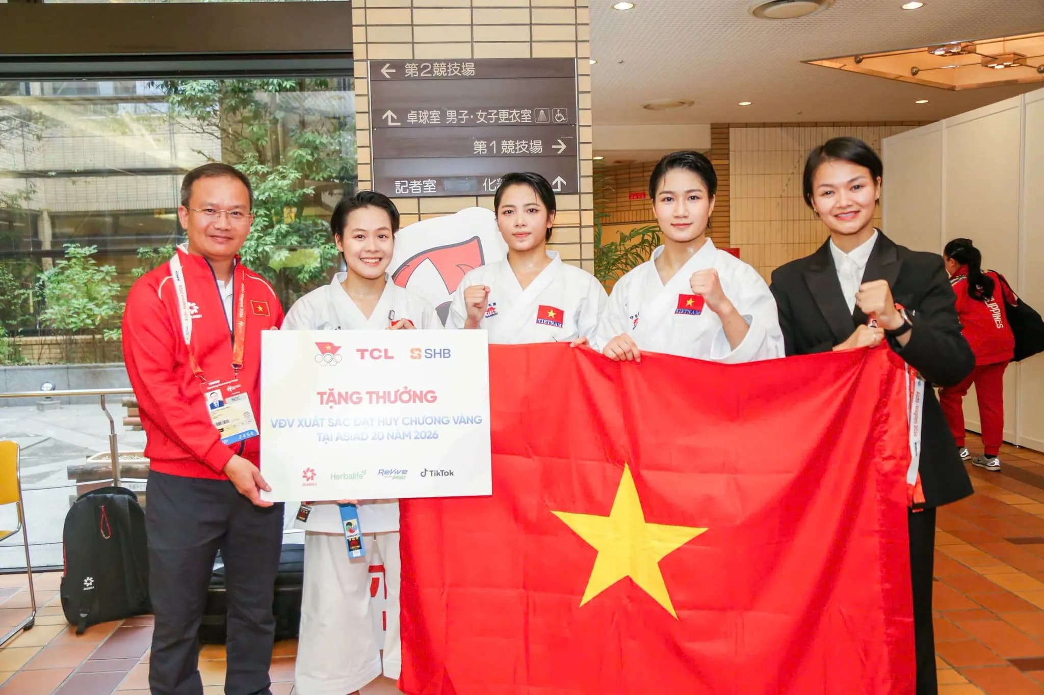 Đoàn Việt Nam có huy chương vàng đầu tiên ở ASIAD 20