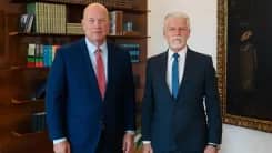 Tổng thống Séc Petr Pavel tiếp Đại sứ Mỹ tại NATO giữa làn sóng chỉ trích về ngân sách quốc phòng