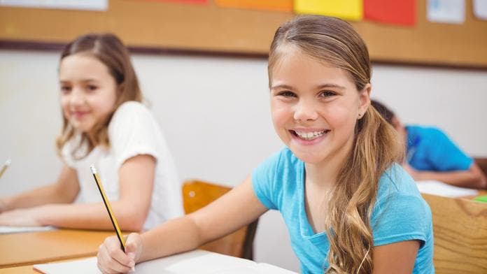 Lịch nghỉ năm học mới tại CH Séc: học sinh sẽ có kỳ nghỉ thu kéo dài 5 ngày, nghỉ Giáng sinh là kỳ nghỉ dài nhất trong năm học