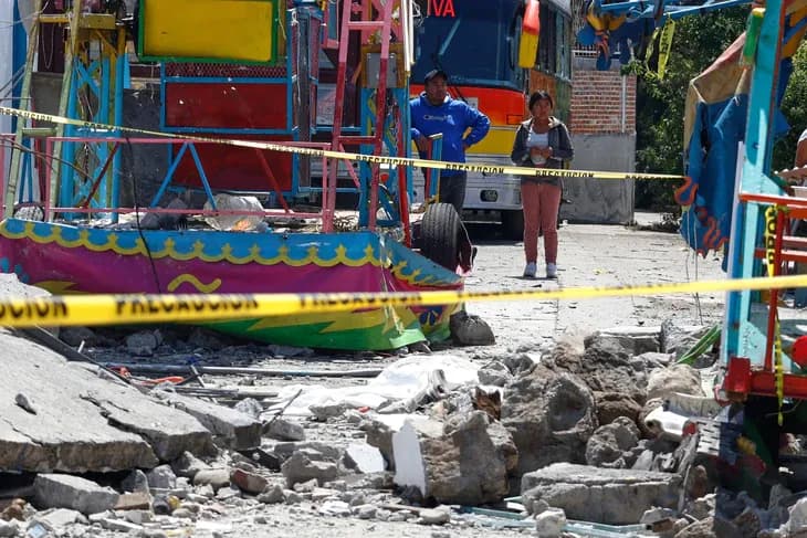 Nổ pháo hoa tại lễ hội Mexico, 10 người chết, 64 người bị thương