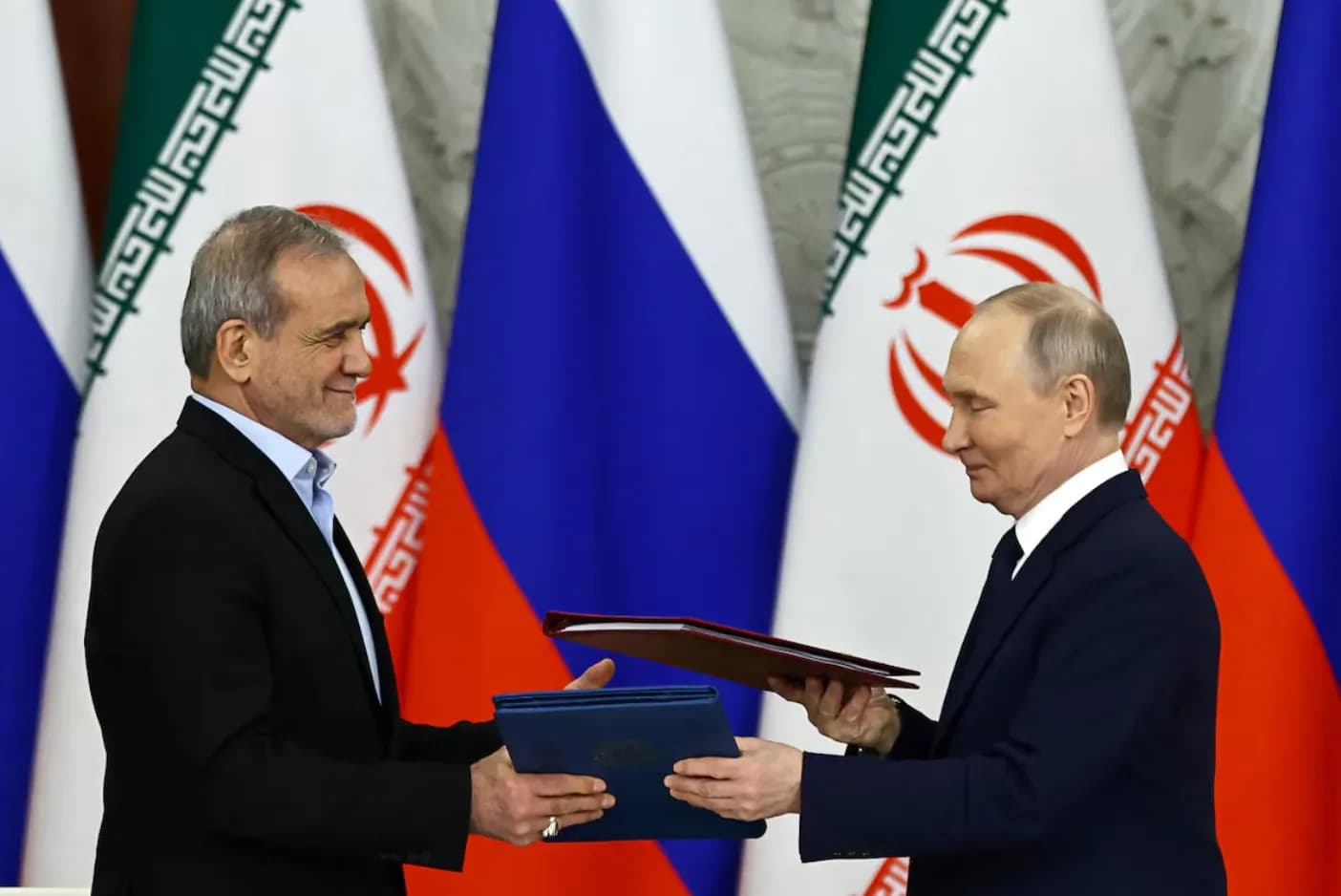 Truyền thông Mỹ tiết lộ kế hoạch hợp tác toàn diện Nga - Iran