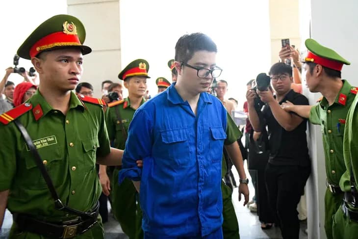 Mr Pips khai 'hứng lên' tặng xe Volvo 4 tỉ cho anh trai người yêu là cựu công an