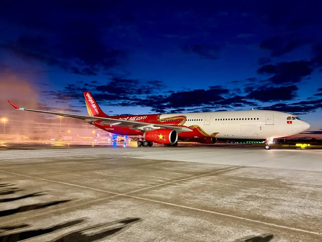 Tòa án thương mại Anh phong tỏa tài sản Vietjet trên toàn cầu