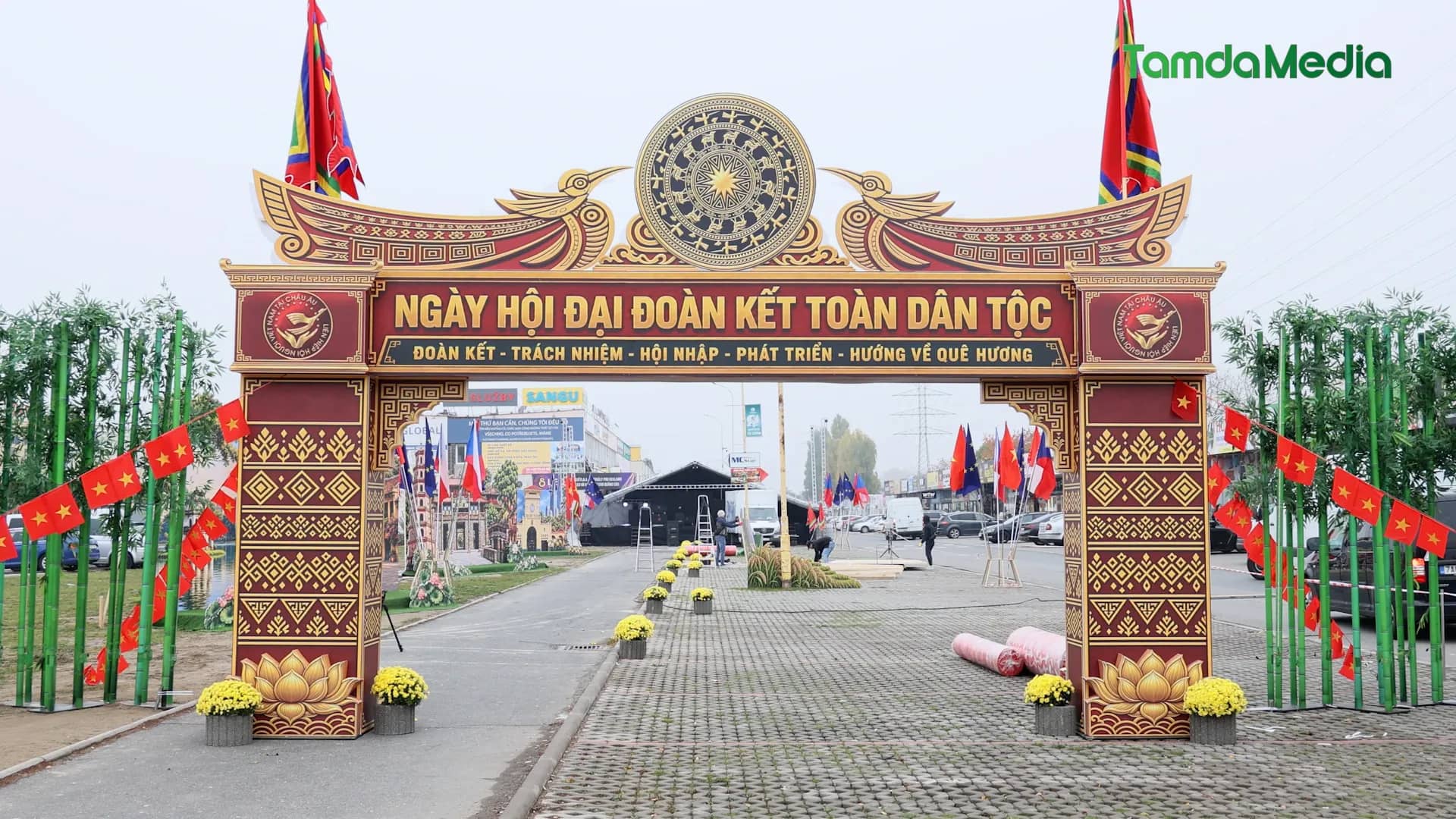 Gấp rút hoàn thiện “Đại lộ Đại đoàn kết” giữa lòng châu Âu