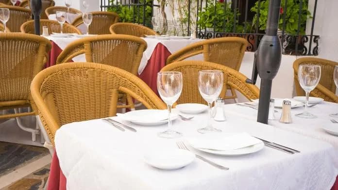 Nhà hàng nổi tiếng gần Příbor đóng cửa, nhiều cặp đôi từng tổ chức tiệc cưới tại đây