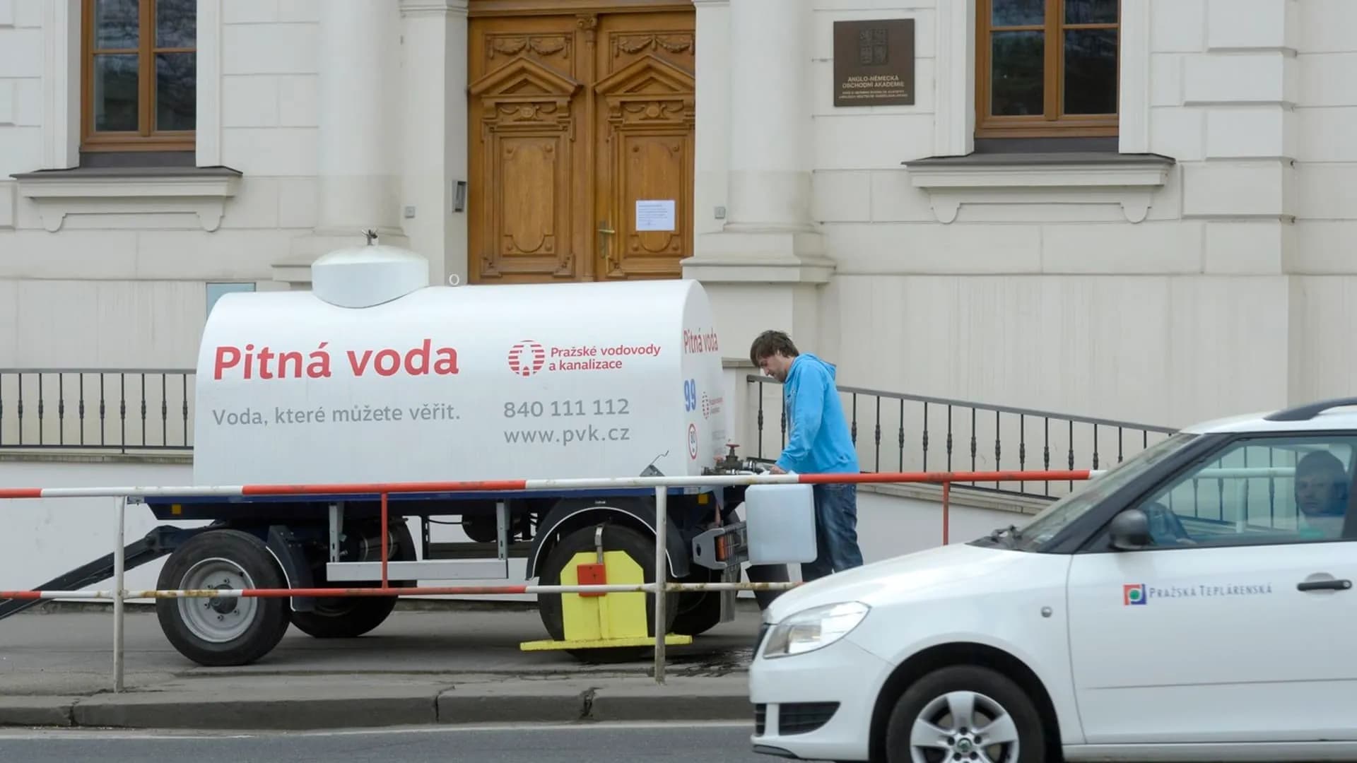 Hàng chục nghìn người dân Praha mất nước do sự cố đường ống chính