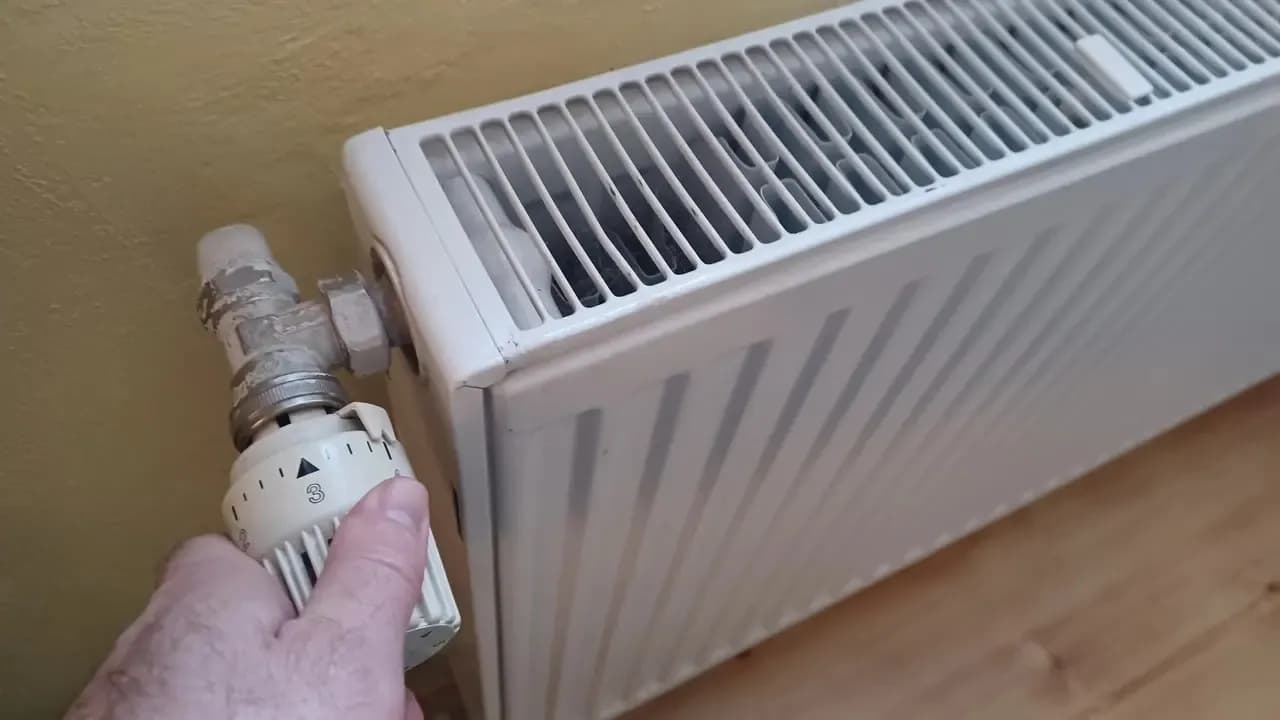 Chuẩn bị cho mùa sưởi tại Séc: Những việc cần kiểm tra để tránh sự cố và tiết kiệm năng lượng