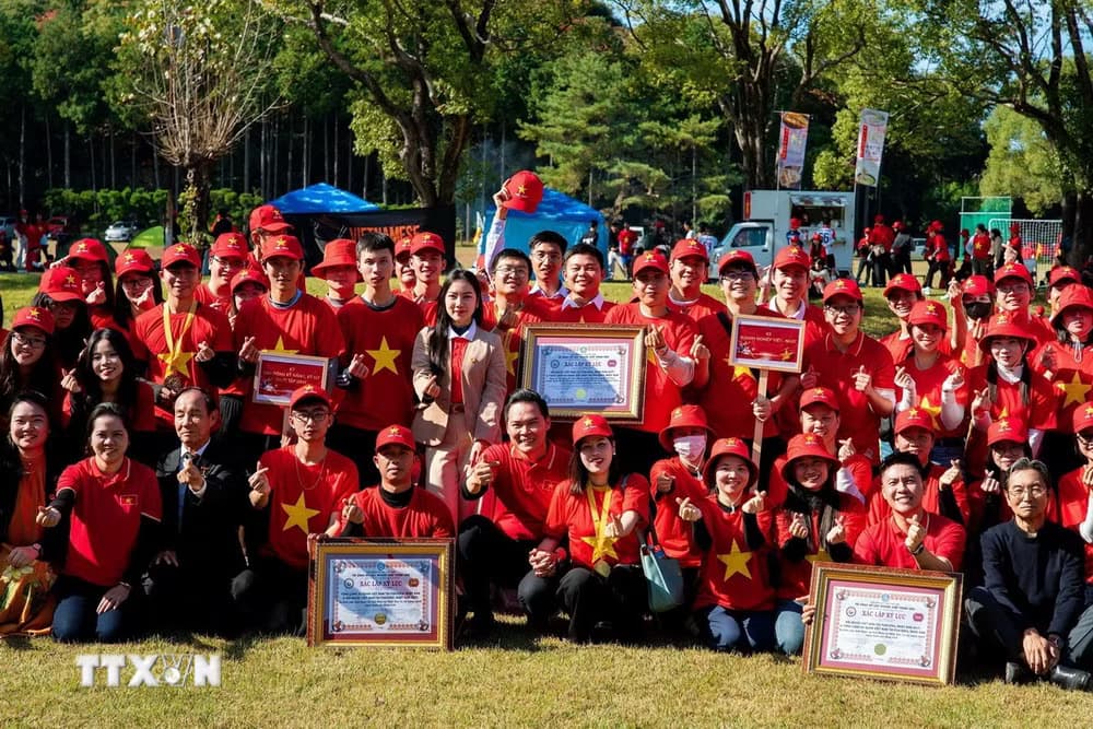 Từ Kyushu đến Praha: dấu mốc đầu tiên của Ngày hội Đại đoàn kết toàn dân tộc ở nước ngoài