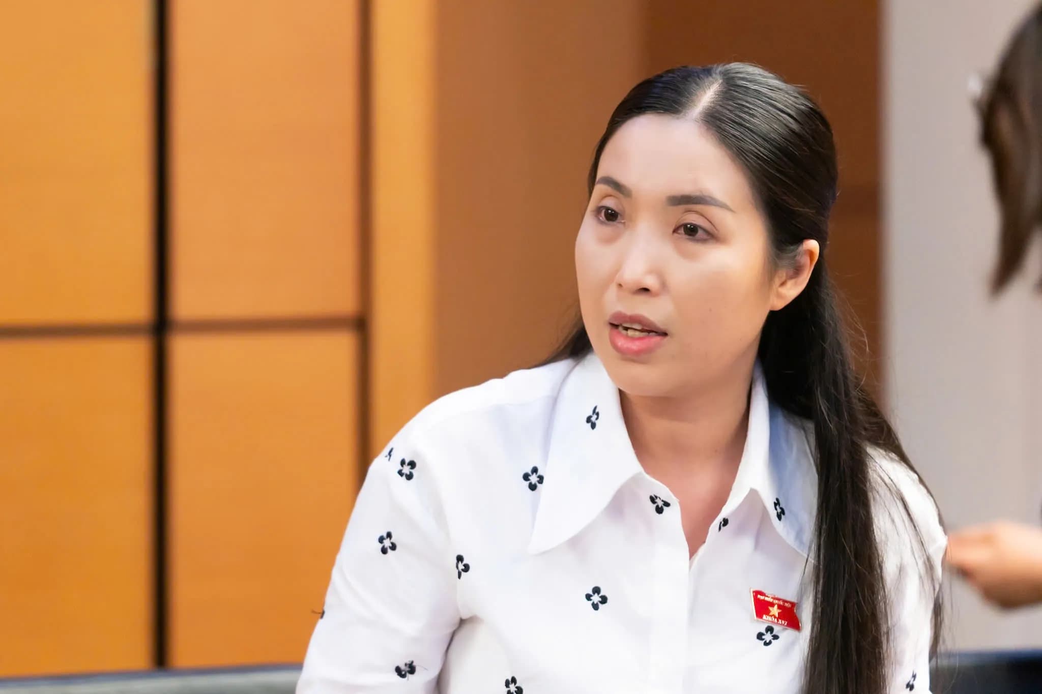 Đề nghị cấm môi giới, giao dịch nhận con nuôi trên mạng xã hội