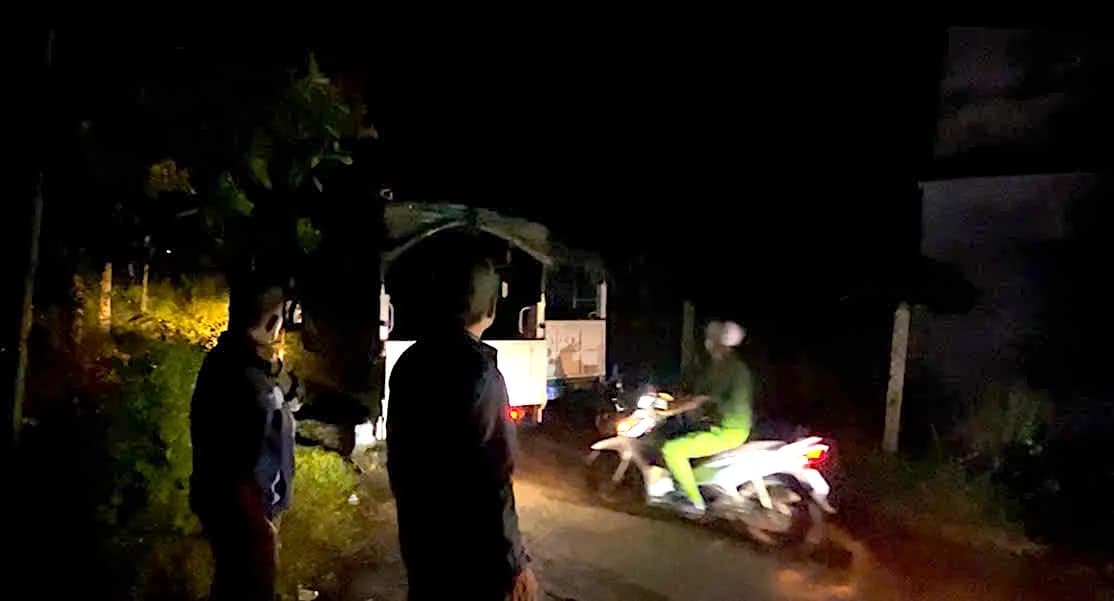Dù mưa lớn, công an bám rừng, siết vòng vây, quyết truy bắt 2 phạm nhân trốn trại giam A2