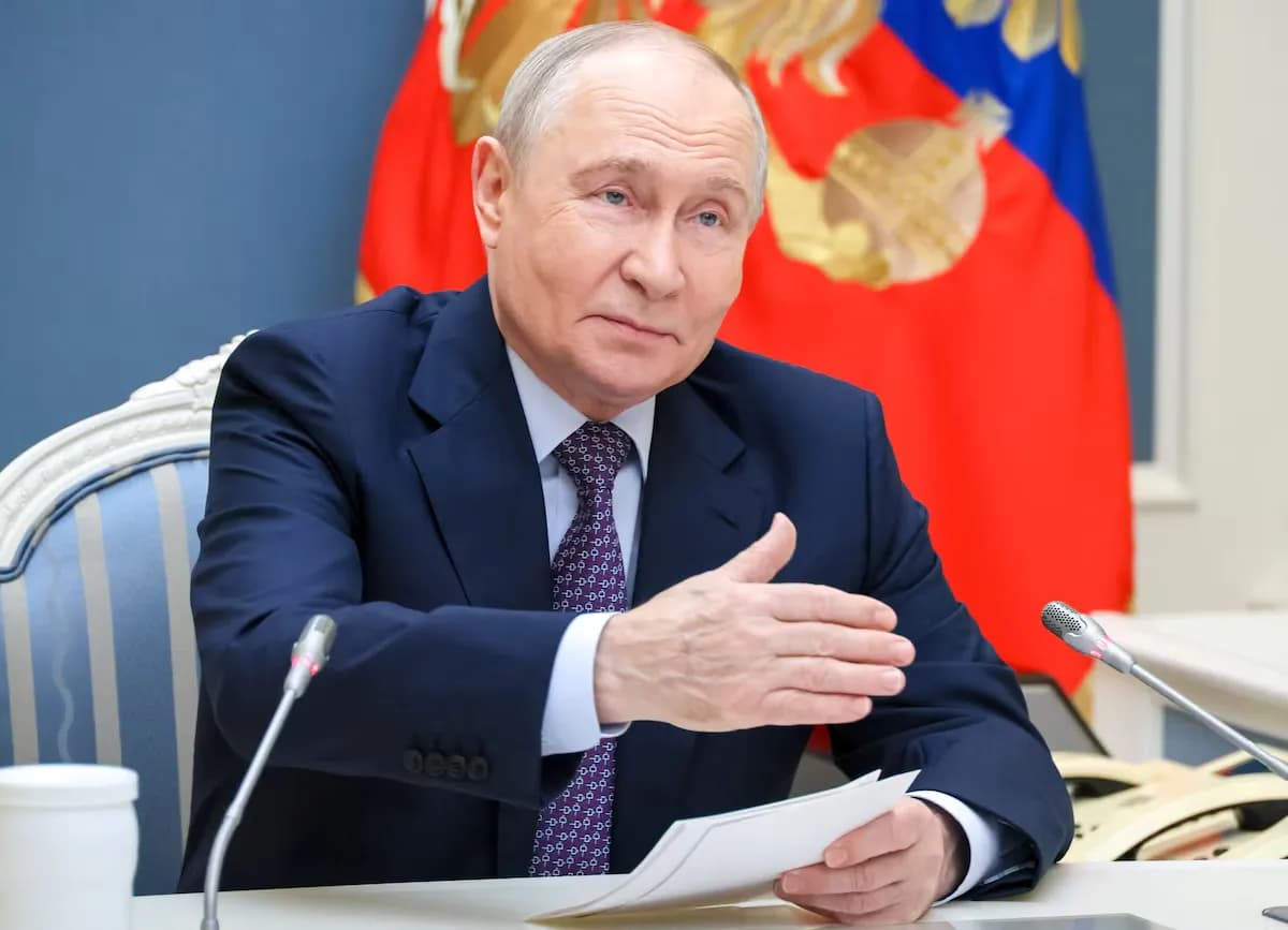 Ông Putin ủng hộ cải tổ Chính phủ Nga, thay loạt nhân sự cấp cao