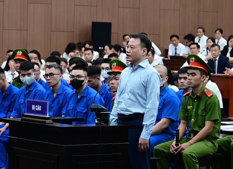 Shark Bình khai 'đọc báo mới biết Mr Pips', dù Ngân Lượng nhận hơn 20 công văn của công an